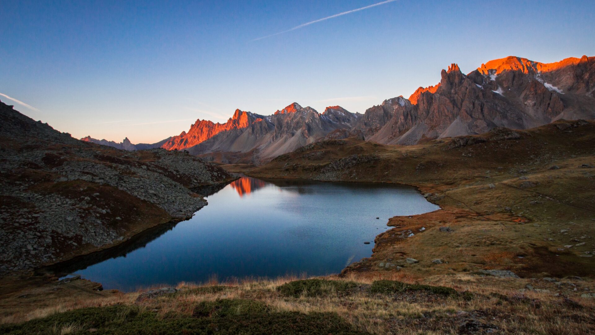 Randonnée dans la vallée préservée de la Clarée (Hautes-Alpes)